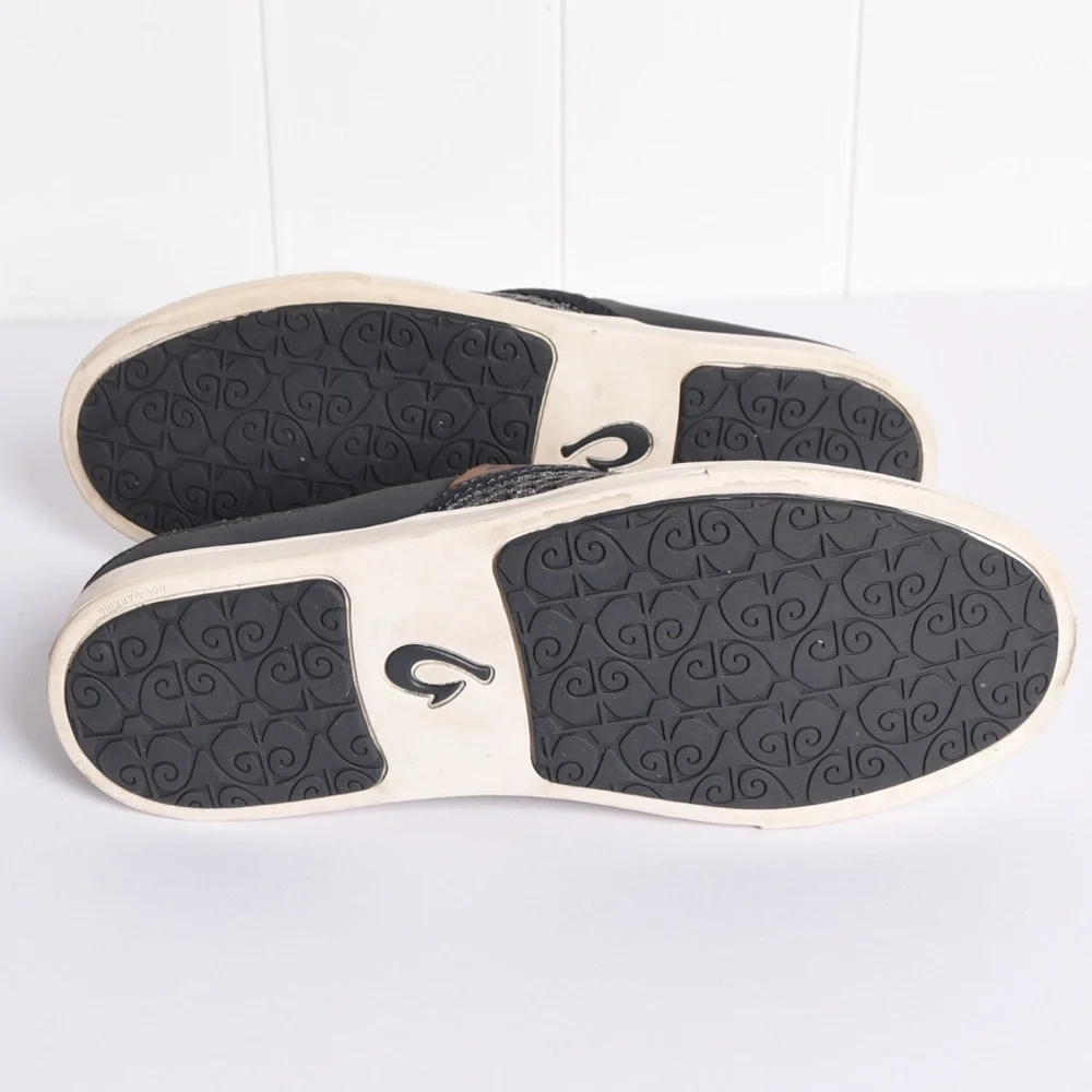 OluKai Women's Pehea slip on shoes gray size 8.5